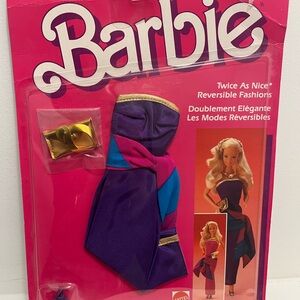 Barbie “Twice as Nice” Reversible Fashions